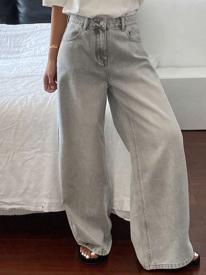 High-waisted Figure-flattering Relaxed-fit Versatile Floor-length Straight-leg Denim Jeans